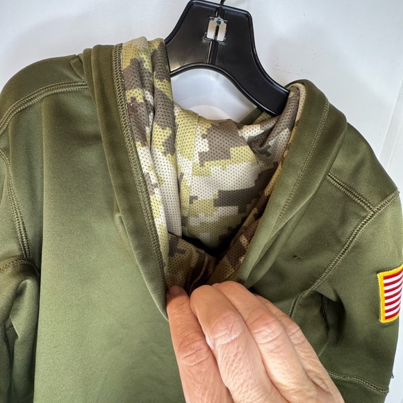 Nike Salute To Service Seattle Seahawks Hoodie Childs size S K1.7 - Picture 12 of 13